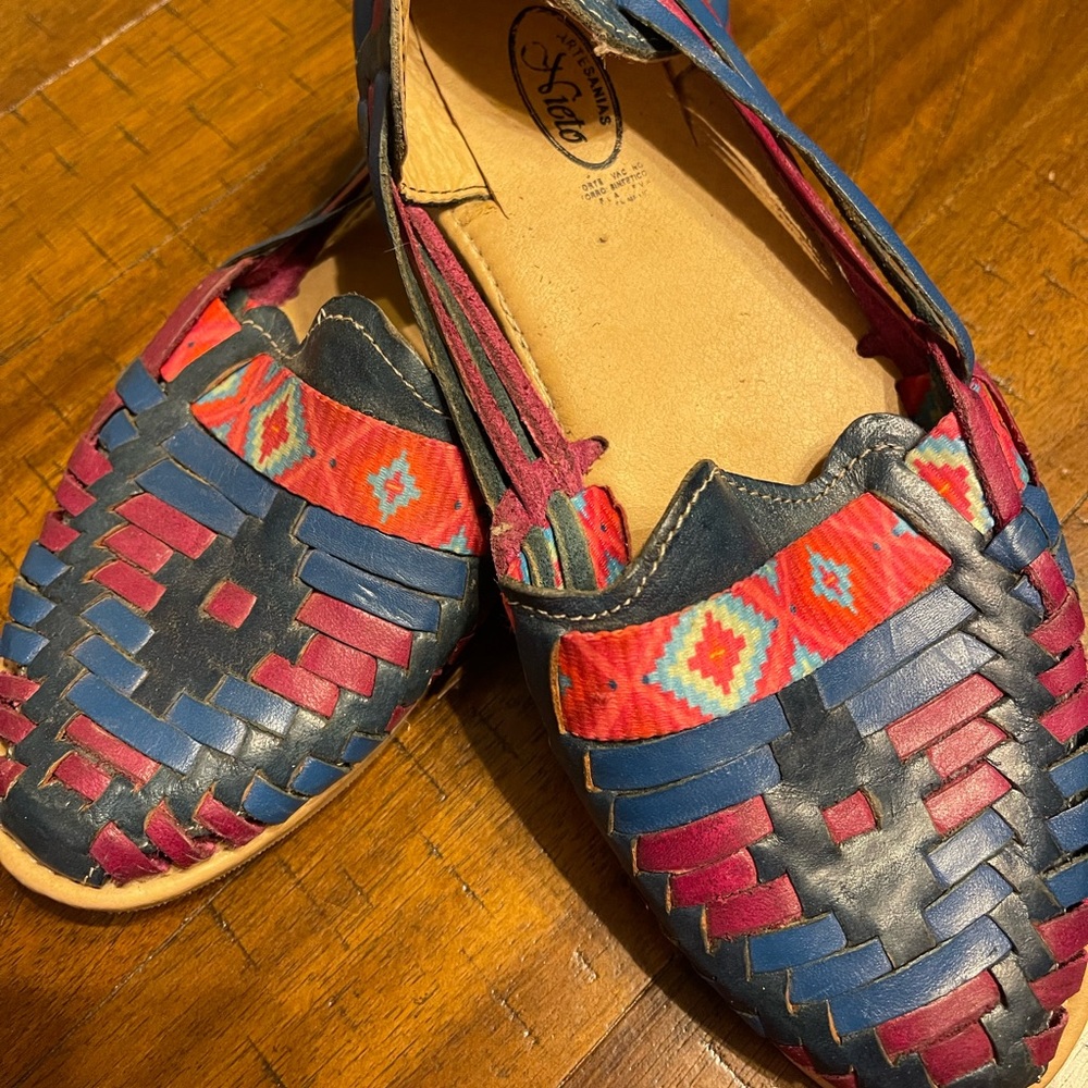 Slightly Used Mexican leather shoes